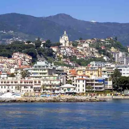 Mareluna View Centro Apartment Sanremo