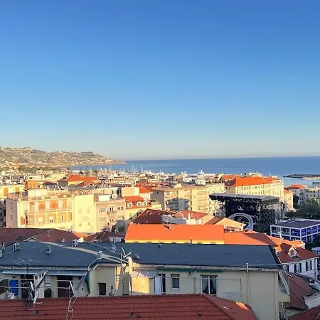 Mareluna View Centro Apartment